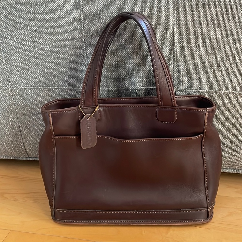 Vintage Coach hand bag.